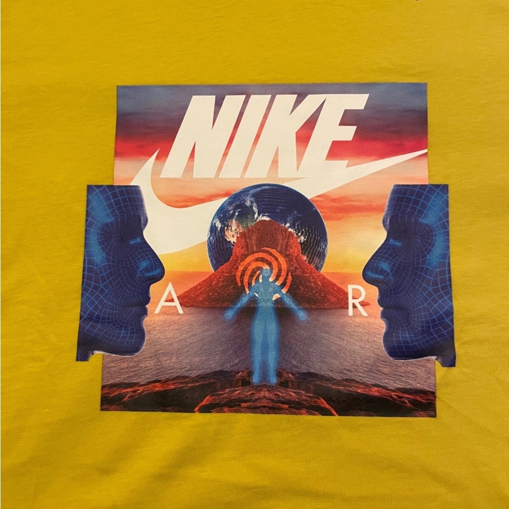 Nike Men's Sportswear Festival Photo T-Shirt - Picture 4 of 4